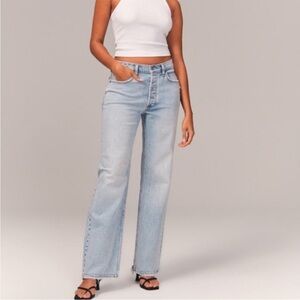 ABERCROMBIE AND FITCH THE 90S LOW RISE BAGGY JEAN